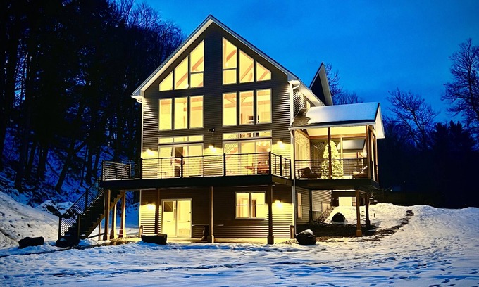 Stowe Area Chalet De Esquí | Modern Chalet Retreat | Close Stowe Mt. Resort & Village