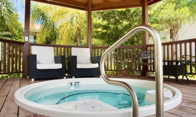The Bight Hotel | Modern Condo w/ resort amenities. Steps from Grace Bay Beach