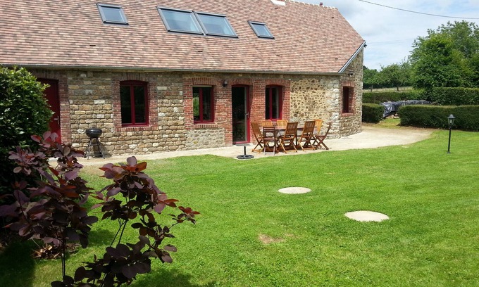 Saint-Maurice-du-Desert Cabaña | Moderna casa de campo en el campo cerca de los baños termales de Bagnoles de l'Orne
