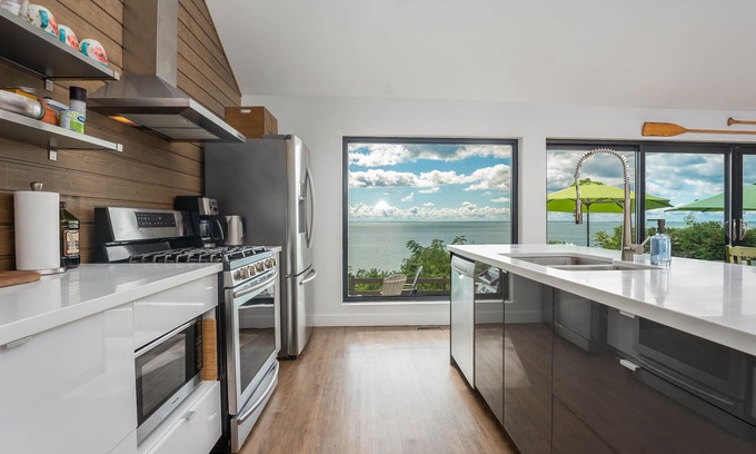 Port Dover Cabaña | Casa moderna en el lago - vistas increíbles!