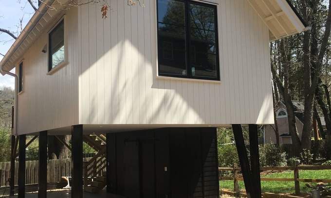 Claxton Community Casa | Moderna casa de huéspedes para dos en las colinas históricas de castaña - Caminar al centro!