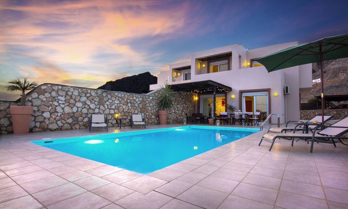 Lindos Villa | Villa De Lujo Moderna Con Piscina Privada Y Impresionantes Vistas Al Mar