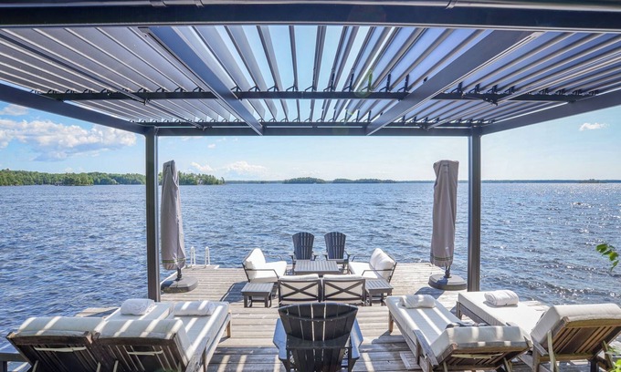 Bracebridge Cabaña | Muskoka moderna! Puestas de sol y vistas! Ejecutivo de lujo y ubicación .... 5 habitaciones