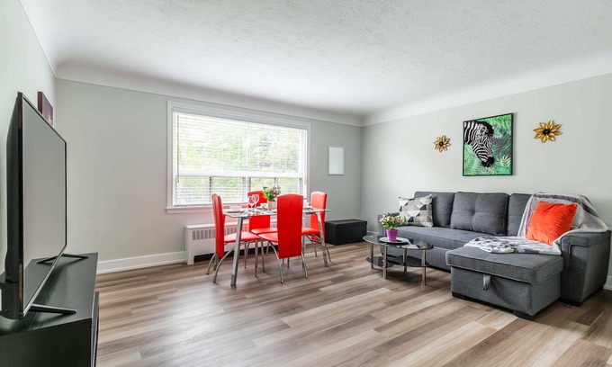 Hamilton Apartamento | Modern Pet-friendly 1BR Near Downtown Hamilton