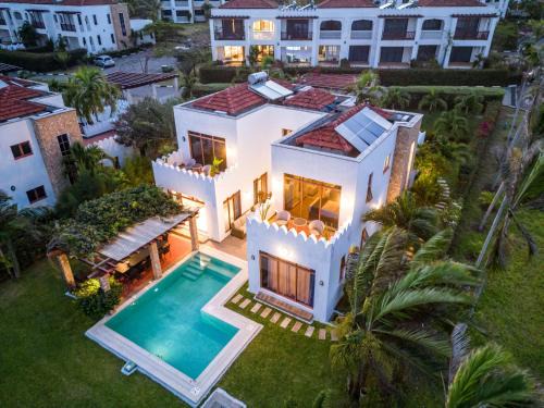 Mtwapa Villa | Mola Zuri Retreat