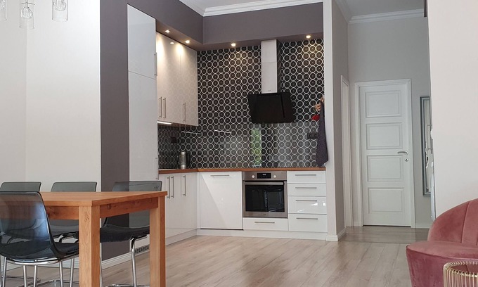 Kecskemet Apartamento | MoMa Homes Kecskemét