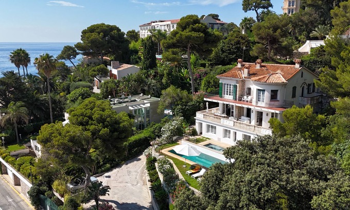 Casino - Boulingrins Casa | Mónaco - Cap Martin con Impresionantes Vistas al mar