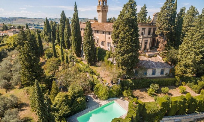 Montegufoni Villa | Montegufoni by PosarelliVillas