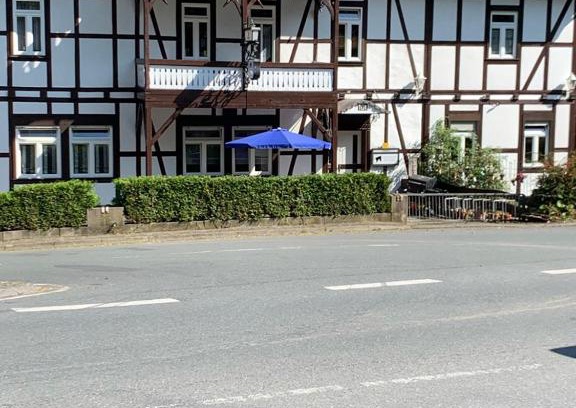 Kassel Casa | Monteurzimmer Ahnetal Zweibettzimmer Einzelzimmer mit eigenem Bad