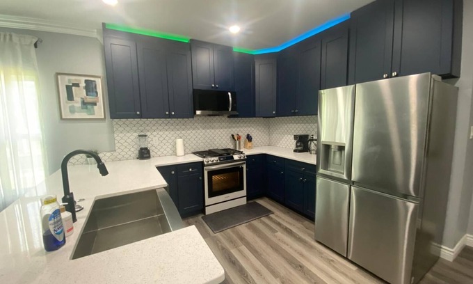 Collierville Casa | MONTHLY STAYS-Spacious 5-Bedroom Retreat in Collierville – Ideal for Groups!