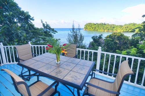 Port Antonio Hotel | Moon San Villa at the Blue Lagoon