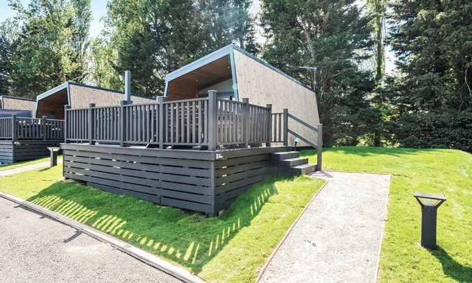 Great Billing Cabaña | MOONLIT SKYLIGHT - BILLING AQUADROME in Billing Aquadrome Holiday Park