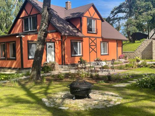 Bigaunciems Casa | More Holiday Cottage M, 85 meters to the beach with large garden
