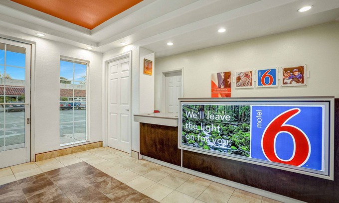 Yuba City Hotel | Motel 6 Marysville, CA