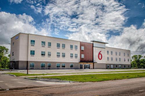 North Platte Hotel | Motel 6 North Platte, NE - East