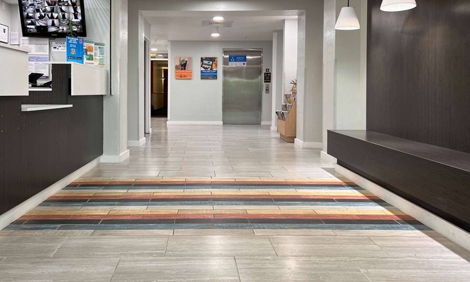 Springfield Hotel | Motel 6 Springfield, IL