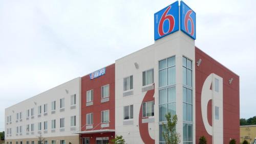 Tulsa Hotel | Motel 6-Tulsa, OK