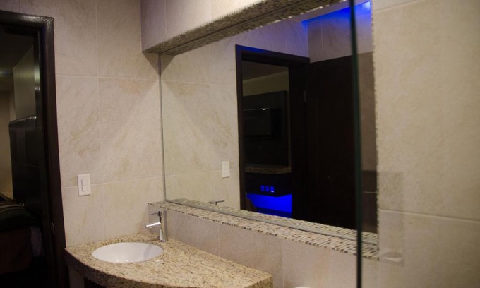 Tijuana Hotel | Motel Encuentro