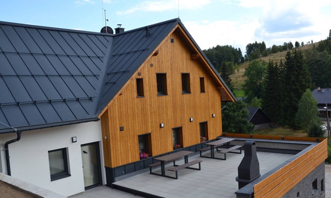 Bedrichov Villa | Mountain Chalet LBH027