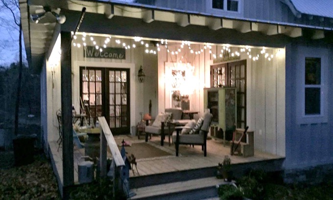 Mentone Casa | Granja de montaña: 4 dormitorios, 3. 5 baños, grandes porches y vistas al lago