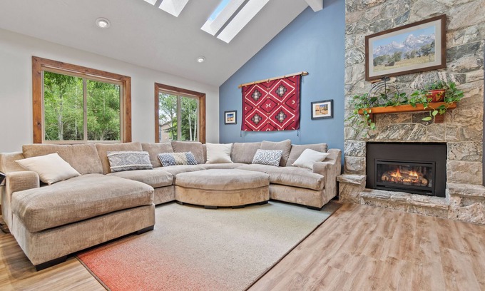 South Snyderville Basin Casa | Mountain/Pet-Friendly Family home in Park City for winter and summer activities