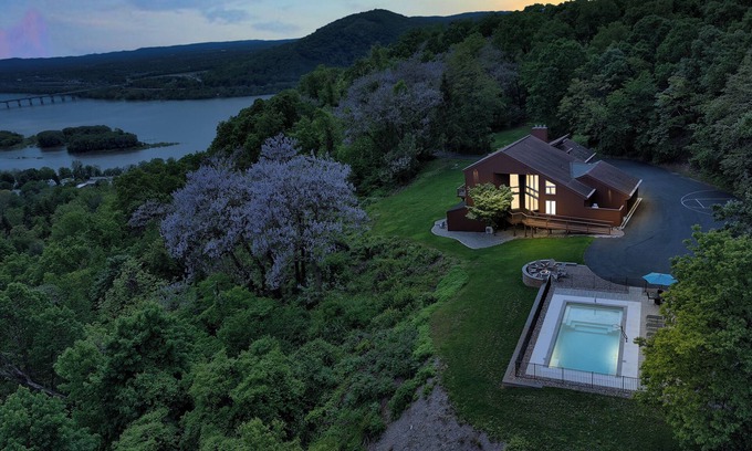Harrisburg Casa | Mountain Retreat ★ HEATED POOL ★ Amazing Views!
