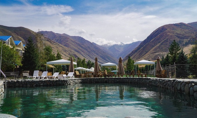 Chuy Province Complejo | Mountain View Hot Spring Resort