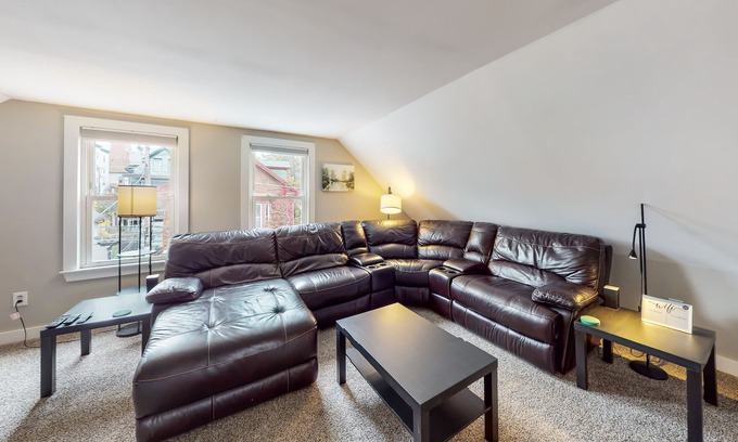 East End Casa | Munjoy Hill hideaway with AC - walk to dining & Eastern Promenade
