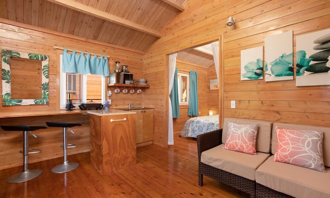 Bouvet Island Cabaña | Muri Motu Outlook Cottage 1