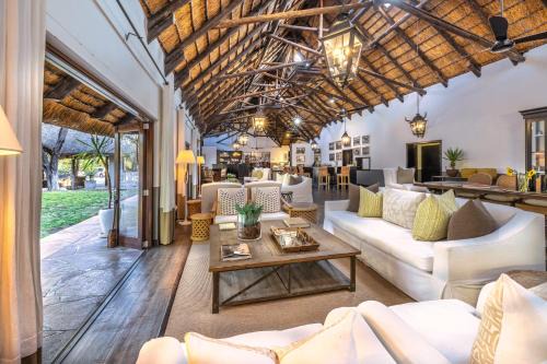 Tsumeb Complejo | Mushara Lodge