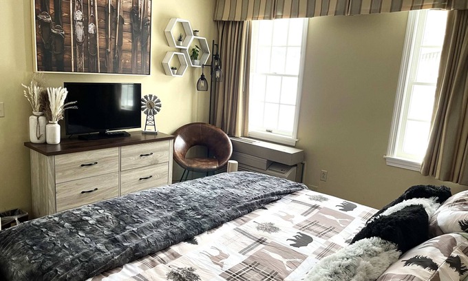 Hancock Apartamento | Must See Cabin Suite Jiminy Sleeps 4- Mountainview-Ski On/Off Country Inn Redone