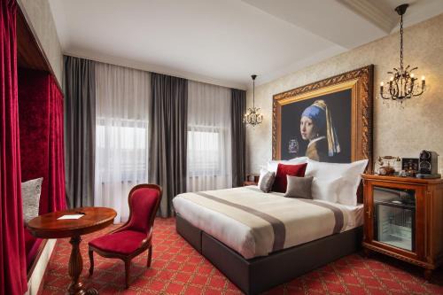Terezvaros Hotel | Mystery Hotel Budapest, Preferred Hotels & Resorts
