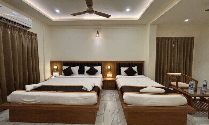 Hubli Hotel | Mythri Residency