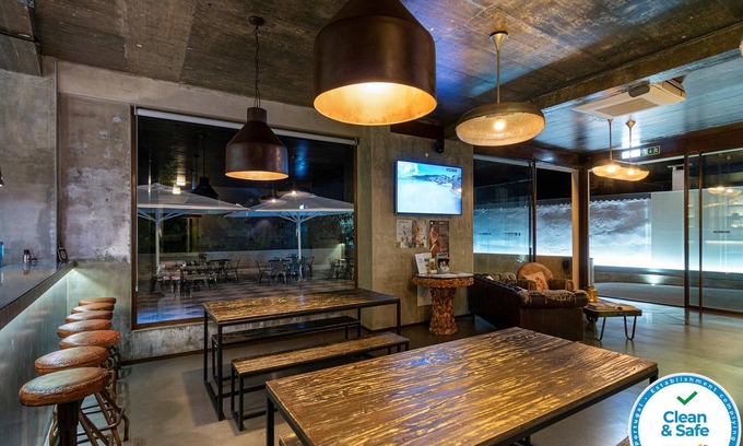 Santarem Cama Y Desayuno | N1 Hostel Apartments & Suites