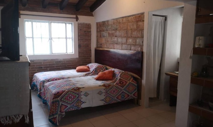 Colonia 5 de Diciembre Apartamento | 1BR tranquil studio with personal garden and beach access