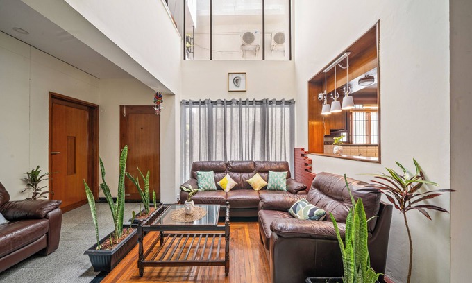 Koramangala Villa | 🌳 Namma Woodland Villa | Golf Course Views