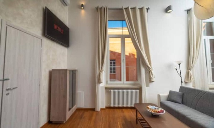 Old Town Apartamento | Napoleon Suite - Modena Center