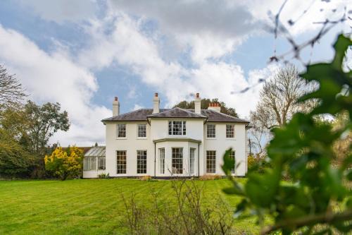 St Mary's Bay Casa | Nares House by Bloom Stays