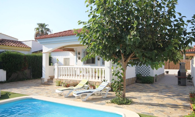 Riumar Chalet De Esquí | "Nati"@MARISOL: 250m de la playa, piscina privada, A/C, WiFi, playa para perros.