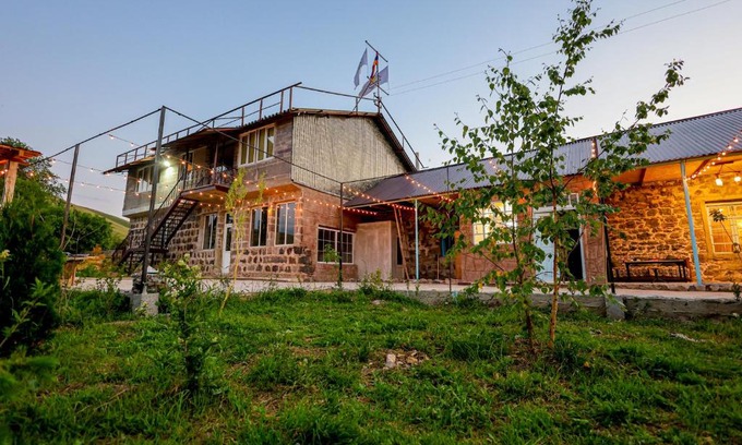 Yerevan Hotel | Native Hatis Mount Eco Resort