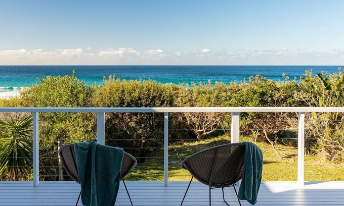 Blueys Beach Casa | Nautilus - Pacific Palms Holidays