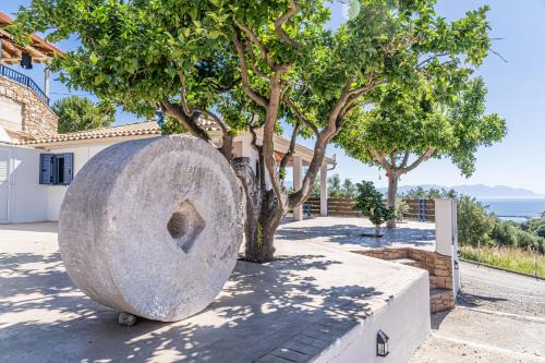 Pylos-Nestoras Casa | Nenes House