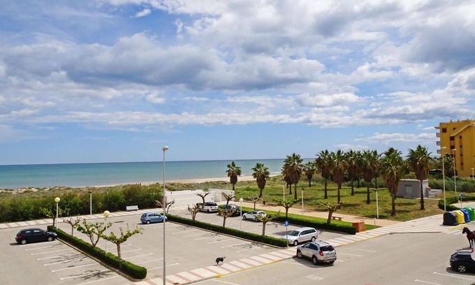 Daimuz Apartamento | NEPTUNO 2ºESC- 3º PISO - PUERTA9