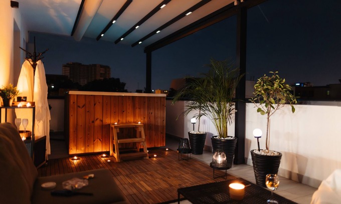 Cluj-Napoca Apartamento | Nest Inn Jacuzzi Escape