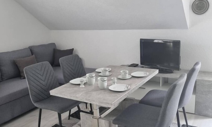 Neresheim Apartamento | Neu! Fewo Maria Buch