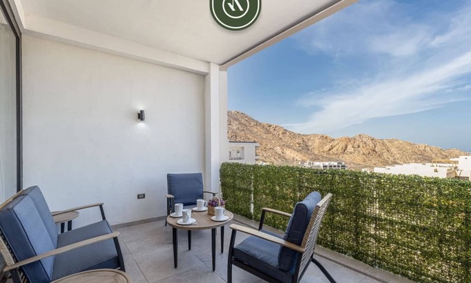 Libertad Apartamento | New 2 BR Condo with Private Terrace - BBQ