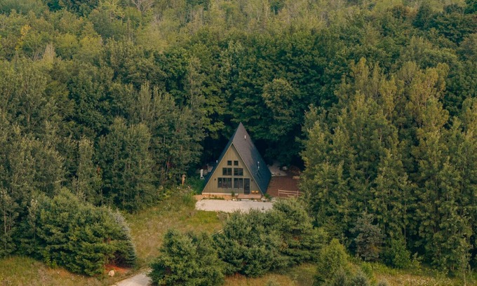 Suttons Bay Casa | New A-Frame in wine country