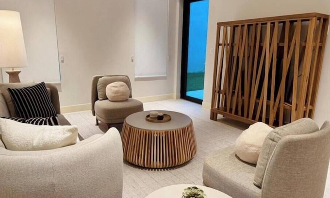 Westwind Condominio | New Luxury 1bd - Gated - Pool Beach and Gym access - Quiet and Family Friendly