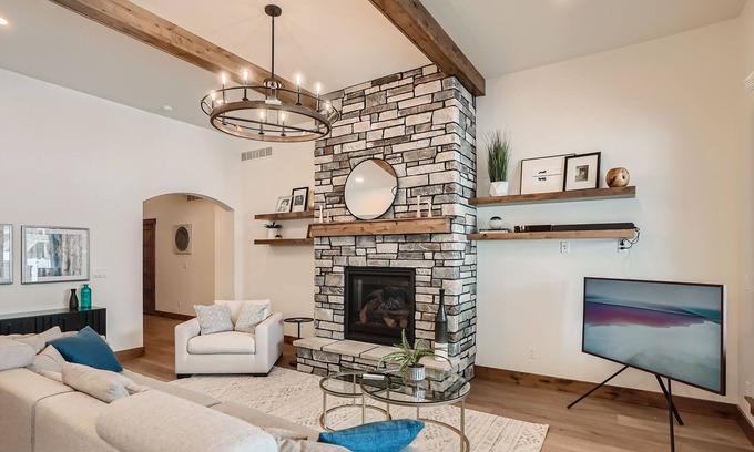 Loveland Casa | New! Luxury Home-TPC Golf Course-Mountain Views