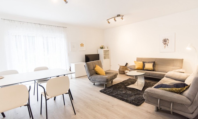 Bischoffen Apartamento | NUEVO! Apartamento amueblado moderno en una zona tranquila cerca del Aartalsee